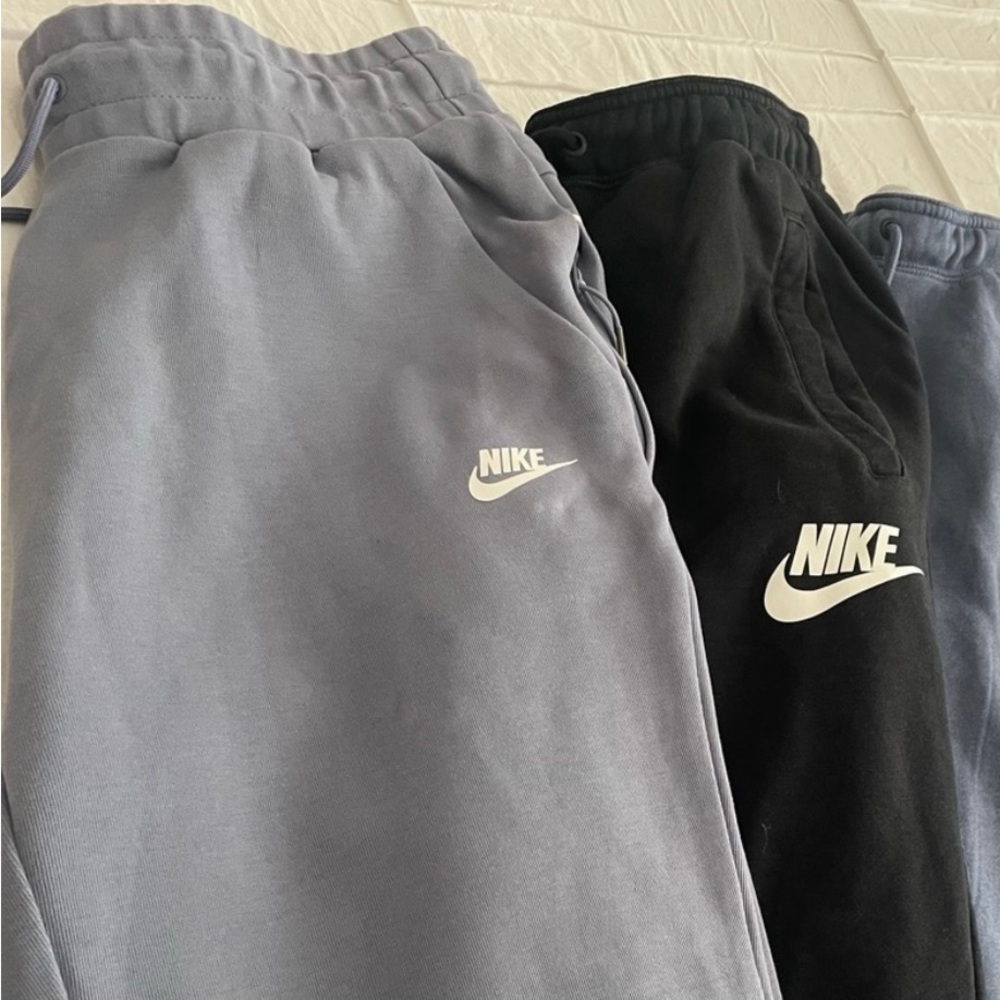 Women’s Nike pants s, small